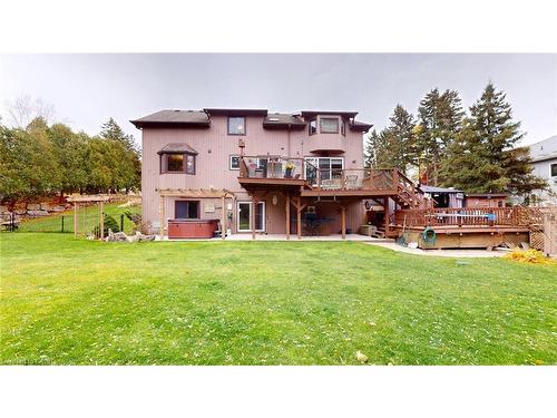 1962 Snake Road, Burlington, ON - Outdoor With Backyard