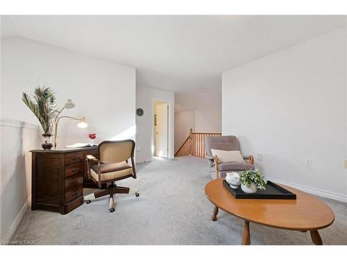 17 Terraview Crescent, Guelph, ON - Indoor Photo Showing Other Room