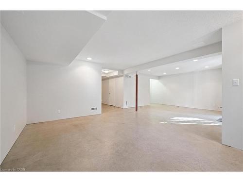 17 Terraview Crescent, Guelph, ON - Indoor