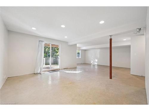 17 Terraview Crescent, Guelph, ON - Indoor Photo Showing Other Room