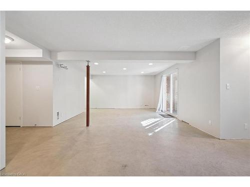 17 Terraview Crescent, Guelph, ON - Indoor