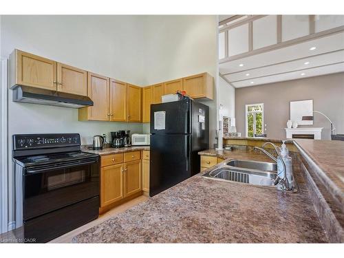 17 Terraview Crescent, Guelph, ON - Indoor Photo Showing Kitchen With Double Sink