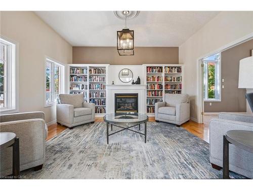 17 Terraview Crescent, Guelph, ON - Indoor Photo Showing Living Room With Fireplace