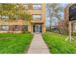 295 Melvin Avenue  Hamilton, ON L8H 2K6