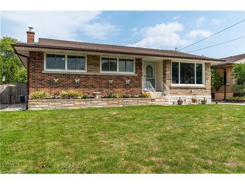 7 Kenwood Crescent, Hamilton, ON - Outdoor