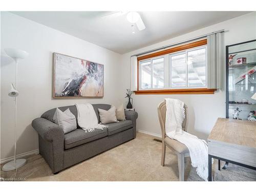 7 Kenwood Crescent, Hamilton, ON - Indoor