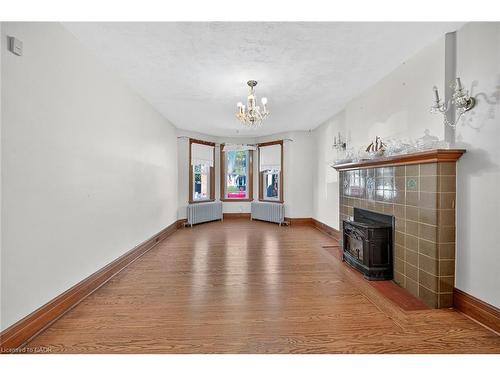 103 Leinster Avenue S, Hamilton, ON - Indoor With Fireplace