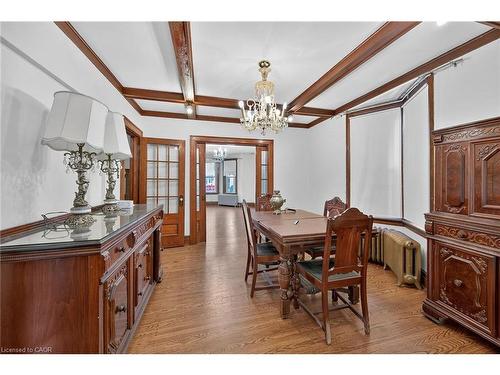 103 Leinster Avenue S, Hamilton, ON - Indoor Photo Showing Dining Room