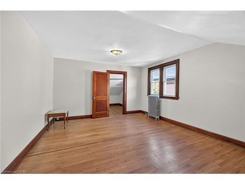 103 Leinster Avenue S, Hamilton, ON - Indoor Photo Showing Other Room