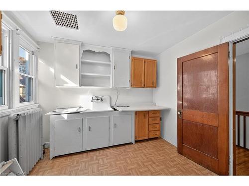 103 Leinster Avenue S, Hamilton, ON - Indoor Photo Showing Other Room