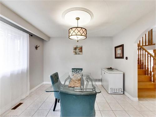 18 Pavarotti Court, Hamilton, ON - Indoor Photo Showing Other Room