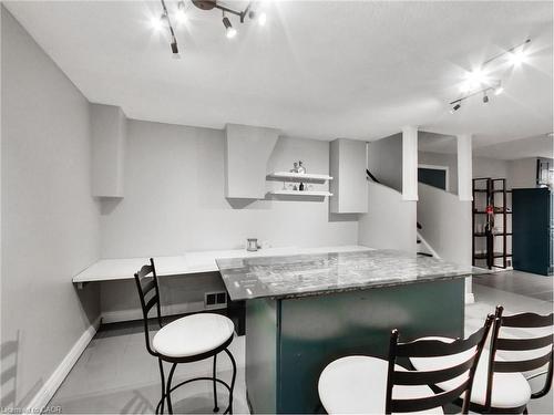 18 Pavarotti Court, Hamilton, ON - Indoor