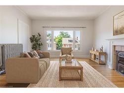 2-270 Main Street W Hamilton, ON L8P 1J6