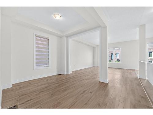 47 Bloomfield Crescent, Cambridge, ON - Indoor Photo Showing Other Room