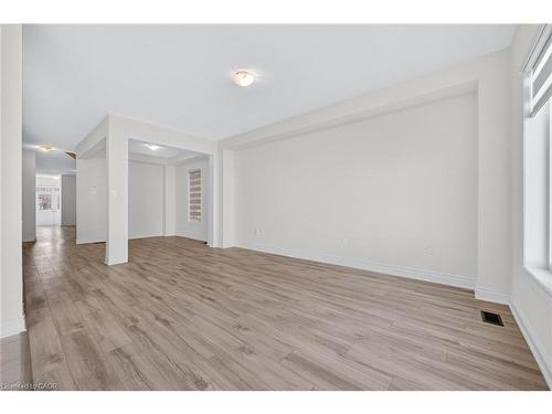 47 Bloomfield Crescent, Cambridge, ON - Indoor Photo Showing Other Room