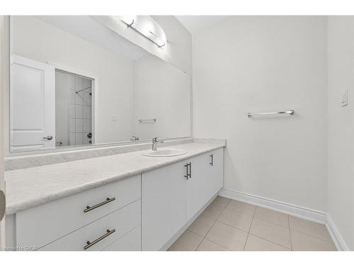 47 Bloomfield Crescent, Cambridge, ON - Indoor Photo Showing Bathroom