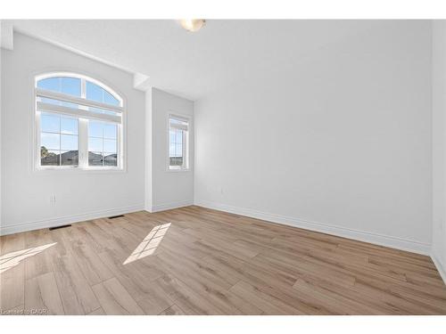 47 Bloomfield Crescent, Cambridge, ON - Indoor Photo Showing Other Room