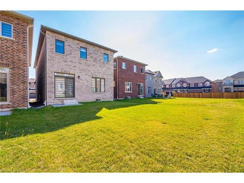 47 Bloomfield Crescent, Cambridge, ON - Outdoor