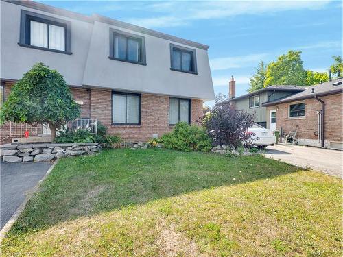 40 Yeoville Court, Hamilton, ON - Outdoor