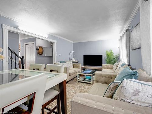 40 Yeoville Court, Hamilton, ON - Indoor Photo Showing Other Room