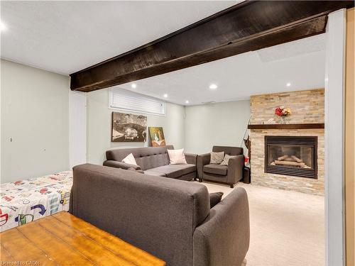 40 Yeoville Court, Hamilton, ON - Indoor With Fireplace