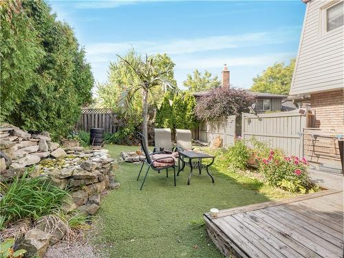 40 Yeoville Court, Hamilton, ON - Outdoor