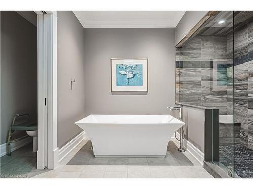 597 Old York Road, Burlington, ON - Indoor