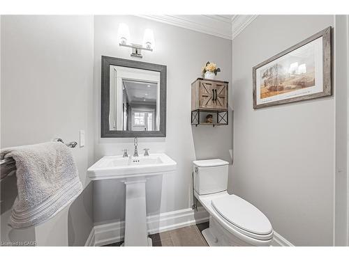 597 Old York Road, Burlington, ON - Indoor Photo Showing Bathroom