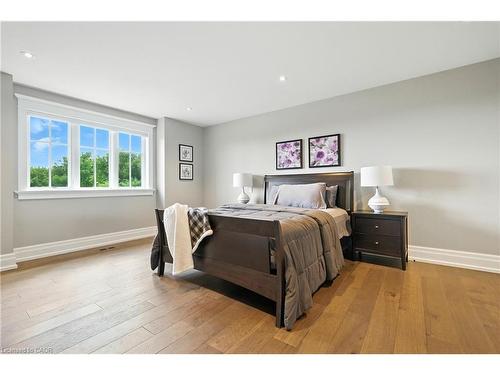 597 Old York Road, Burlington, ON - Indoor Photo Showing Bedroom