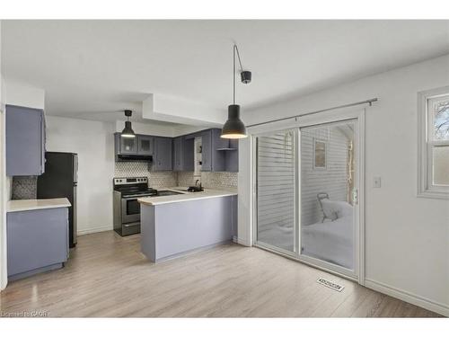 360 Culpepper Place, Waterloo, ON - Indoor Photo Showing Kitchen