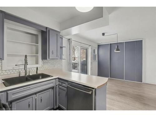 360 Culpepper Place, Waterloo, ON - Indoor Photo Showing Kitchen With Double Sink