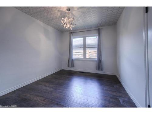 88 Broadmoor Avenue, Kitchener, ON - Indoor Photo Showing Other Room