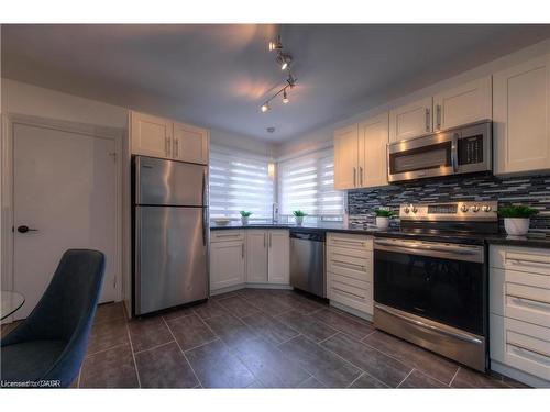 88 Broadmoor Avenue, Kitchener, ON - Indoor Photo Showing Kitchen With Stainless Steel Kitchen