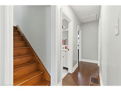 58 Seven Oaks Drive, Hamilton, ON - Indoor Photo Showing Other Room