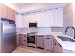 608-169 James Street S Hamilton, ON L8P 3A3