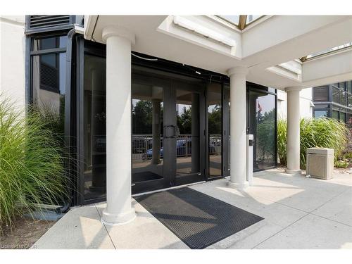 506-35 Green Valley Drive, Kitchener, ON - Outdoor