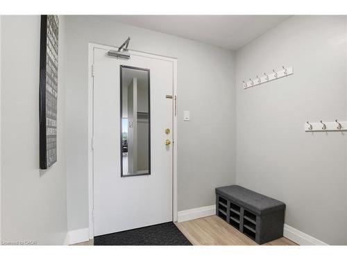 506-35 Green Valley Drive, Kitchener, ON - Indoor Photo Showing Other Room