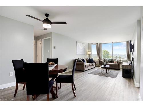 506-35 Green Valley Drive, Kitchener, ON - Indoor