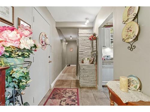 103-510 Queenston Road, Hamilton, ON - Indoor Photo Showing Other Room