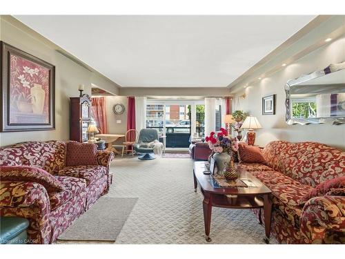 103-510 Queenston Road, Hamilton, ON - Indoor Photo Showing Living Room
