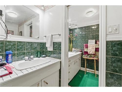 103-510 Queenston Road, Hamilton, ON - Indoor Photo Showing Bathroom