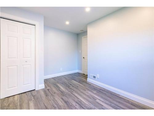 40 Kerman Avenue, Grimsby, ON - Indoor Photo Showing Other Room