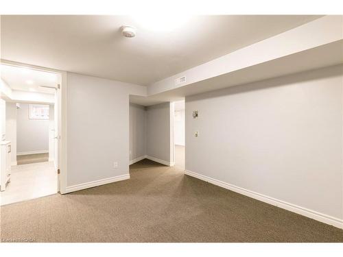 40 Kerman Avenue, Grimsby, ON - Indoor Photo Showing Other Room