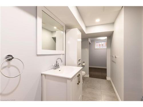 40 Kerman Avenue, Grimsby, ON - Indoor