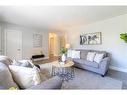 40 Kerman Avenue, Grimsby, ON  - Indoor Photo Showing Living Room 