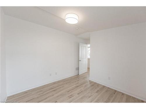 777 Beach Boulevard, Hamilton, ON - Indoor Photo Showing Other Room