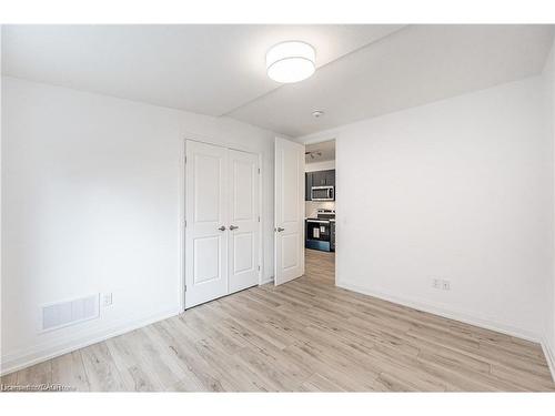 777 Beach Boulevard, Hamilton, ON - Indoor Photo Showing Other Room