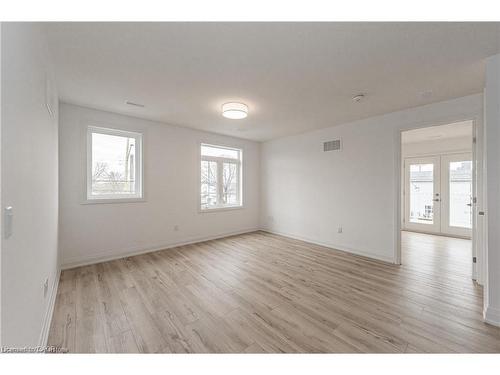 777 Beach Boulevard, Hamilton, ON - Indoor Photo Showing Other Room