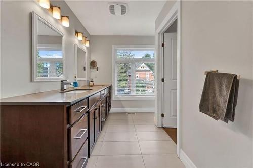 119 Waterloo Street, Kitchener, ON - Indoor