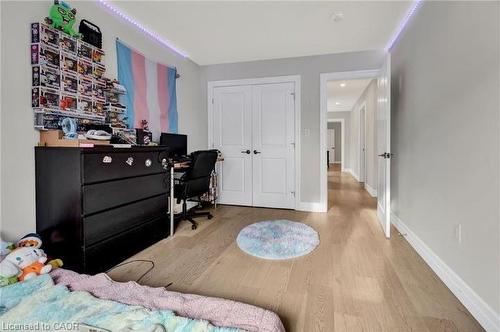 119 Waterloo Street, Kitchener, ON - Indoor Photo Showing Bedroom